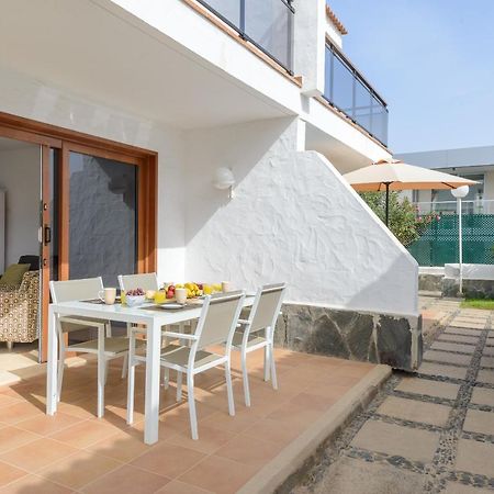 Bonito Bungalow Con Piscina Junto A La Playa San Bartolomé Екстериор снимка