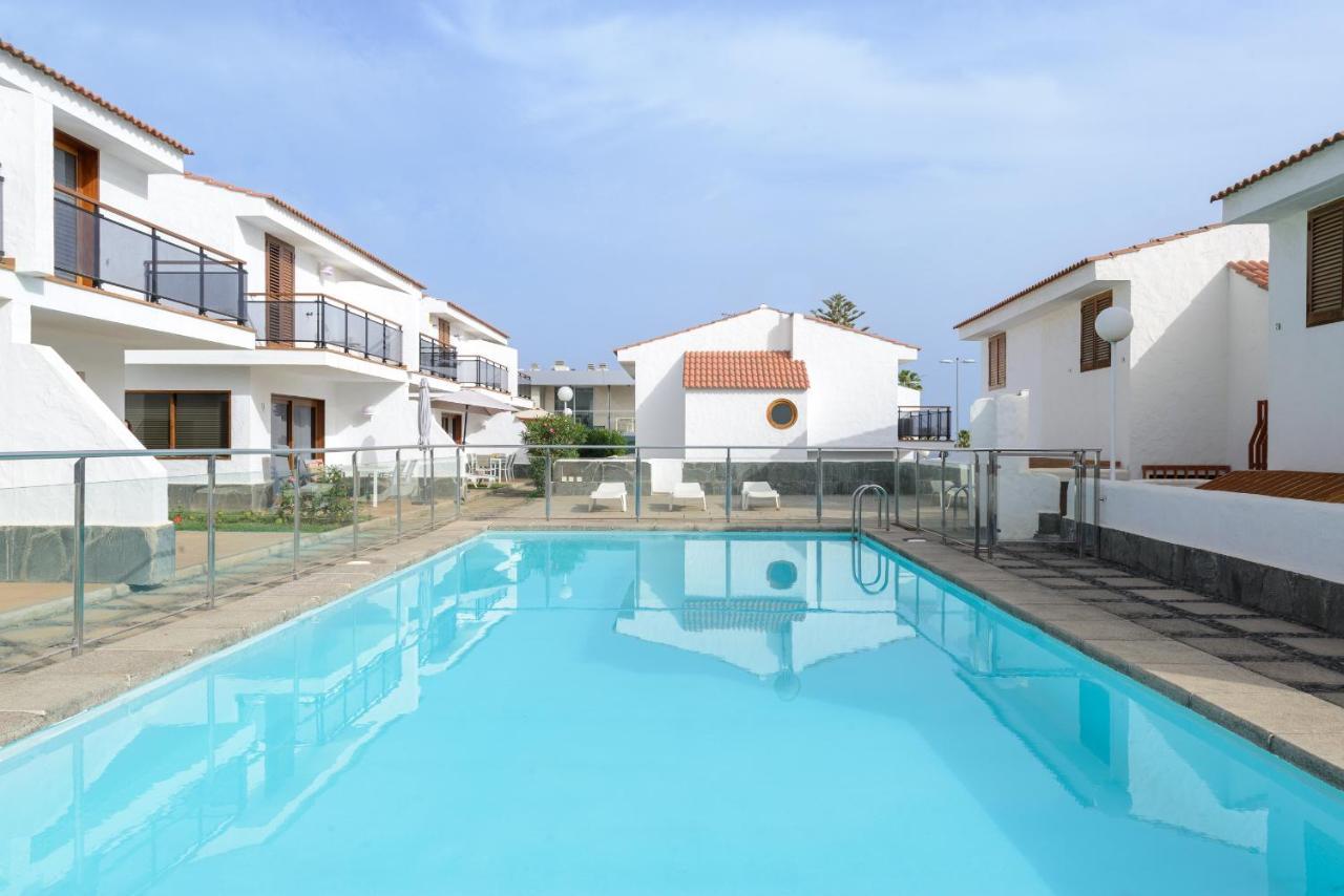 Bonito Bungalow Con Piscina Junto A La Playa San Bartolomé Екстериор снимка