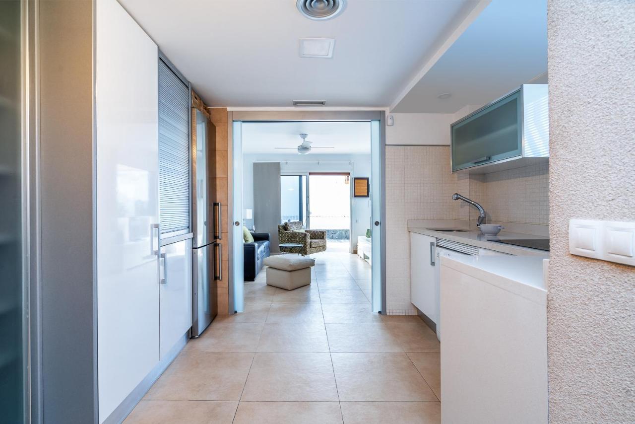 Bonito Bungalow Con Piscina Junto A La Playa San Bartolomé Екстериор снимка