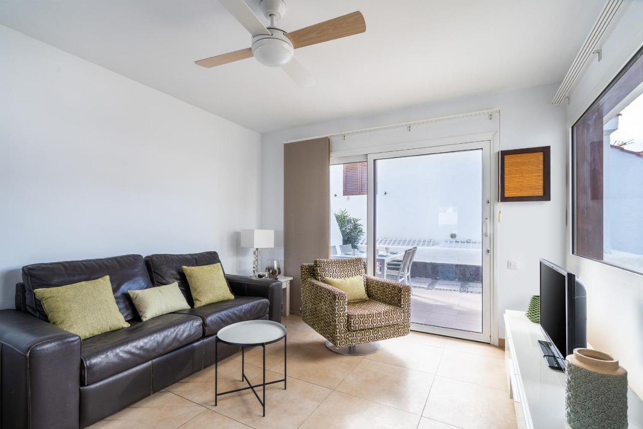 Bonito Bungalow Con Piscina Junto A La Playa San Bartolomé Екстериор снимка